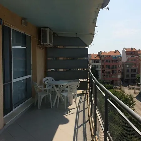 100 М До Пляжа В Старом Центре * Pomorie